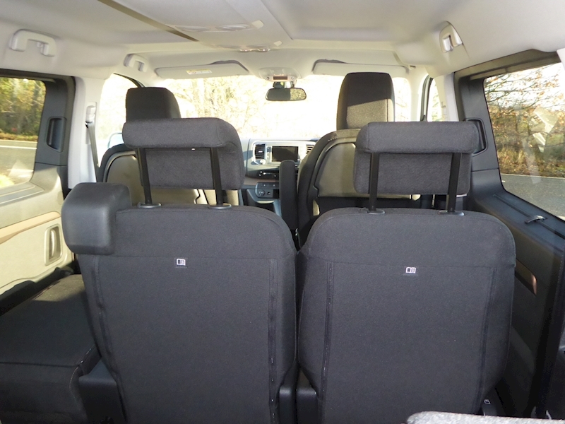 Toyota Proace Verso D-4D L1 Family Van With Side Windows 2.0 Manual Diesel