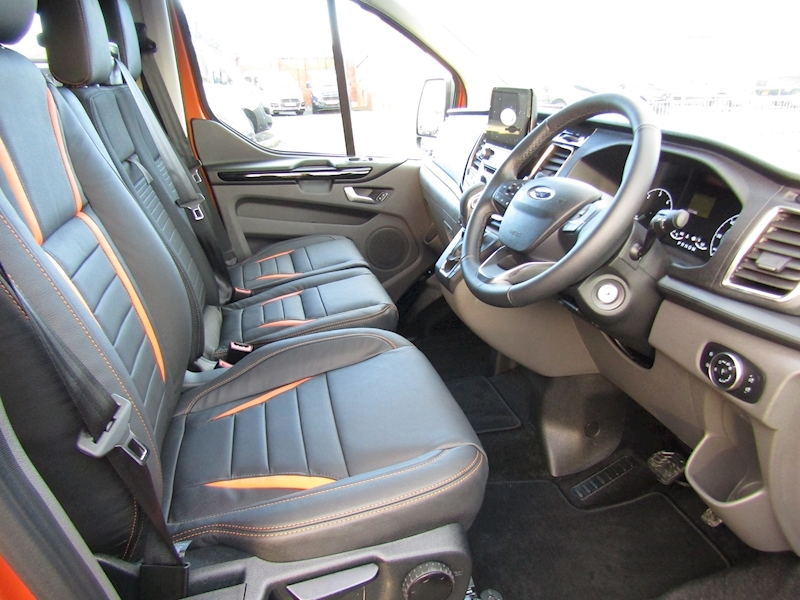 FORD CUSTOM 320 L2 H1 LTD 130 AUTO DCIV  PANEL VAN 2.0 AUTO DIESEL