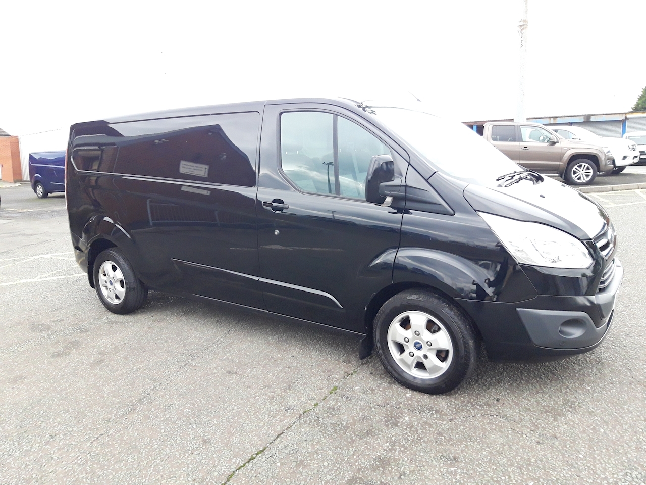 used transit custom double cab
