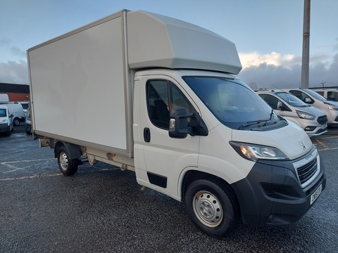 Peugeot BlueHDi 435 2.0 2dr Luton with Tail Lift Manual Diesel