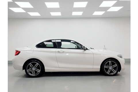 2.0 220i Sport Coupe 2dr Petrol Manual (s/s) (146 g/km, 184 bhp)