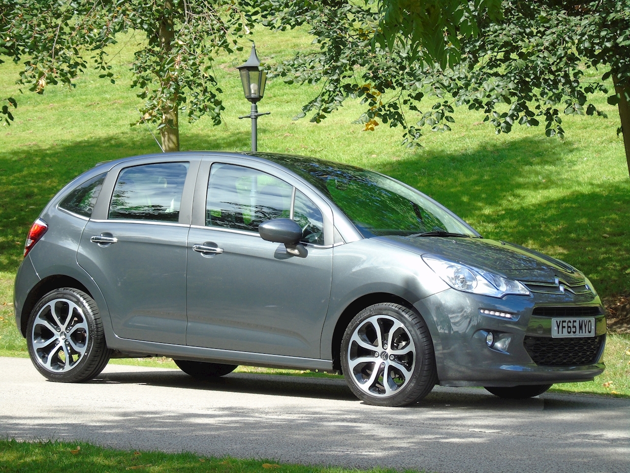 Citroen C3 Selection Hatchback 1 2 Manual Petrol Vehicle Details Hollins Hill Cars