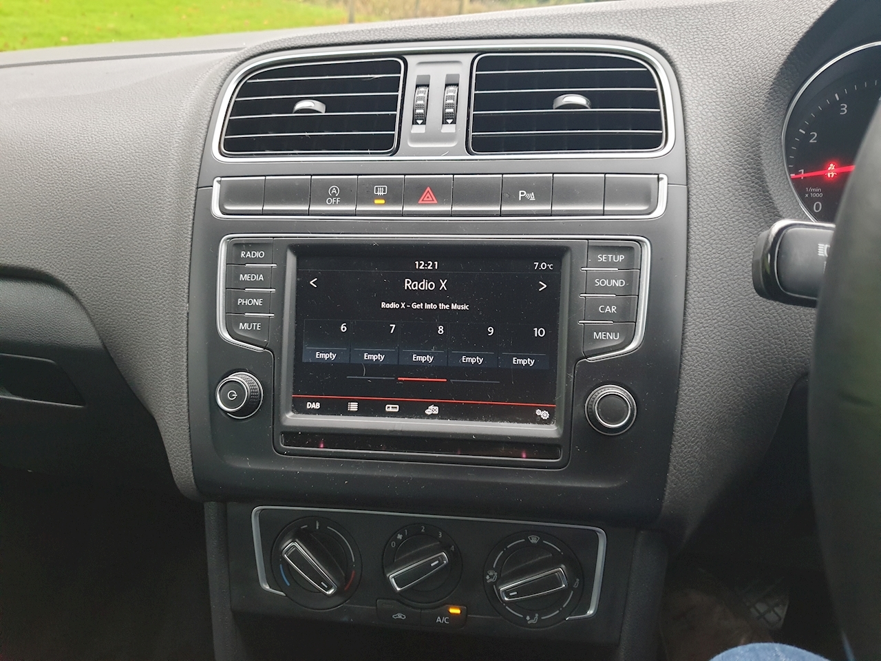Volkswagen Polo Radio Manual