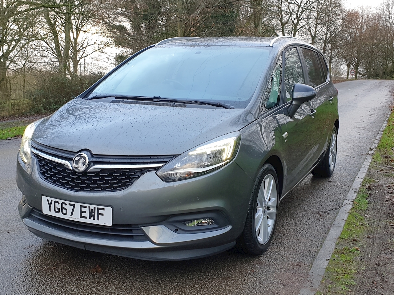 Used 2017 Vauxhall Zafira Tourer SRi Nav For Sale in West Yorkshire
