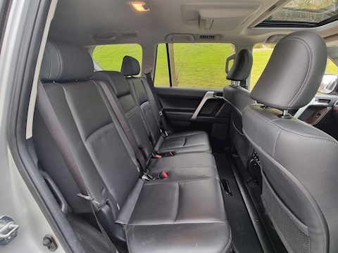 3.0 D-4D Invincible SUV 5dr Diesel Auto 4WD (7 Seats) (213 g/km, 188 bhp)
