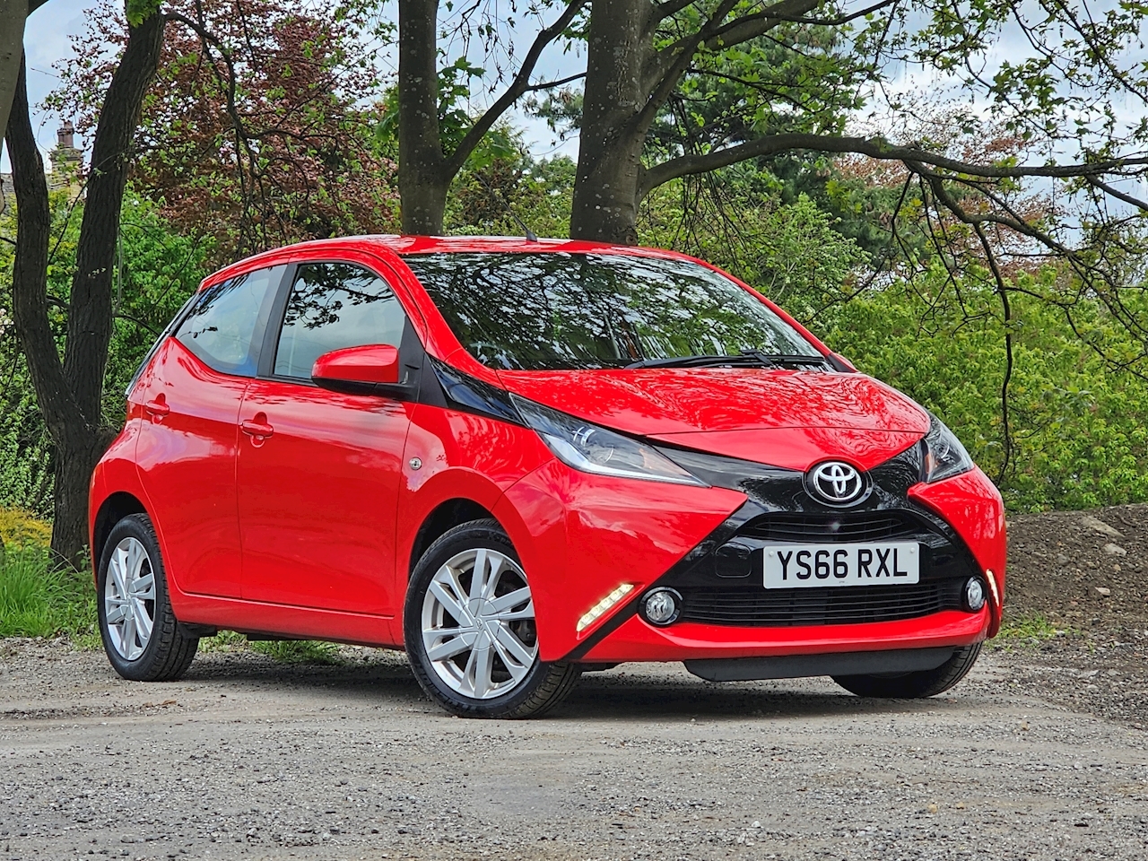 Used 2016 Toyota AYGO VVT-i x-pression For Sale (U52289) | Hollins Hill ...