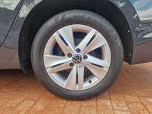 Volkswagen Golf TDI Life 