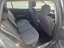 Volkswagen Golf TDI Life 