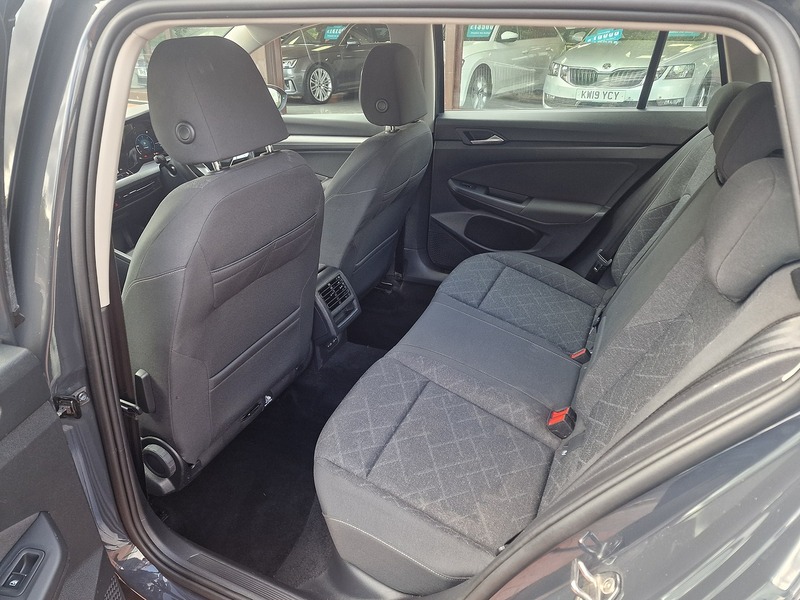 Volkswagen 2.0 TDI Life Estate 5dr Diesel Manual Euro 6 (s/s) (115 ps)