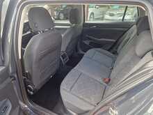 Volkswagen Golf TDI Life 