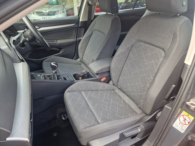 Volkswagen 2.0 TDI Life Estate 5dr Diesel Manual Euro 6 (s/s) (115 ps)