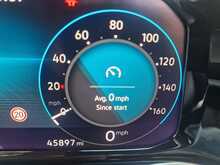 Volkswagen Golf TDI Life 