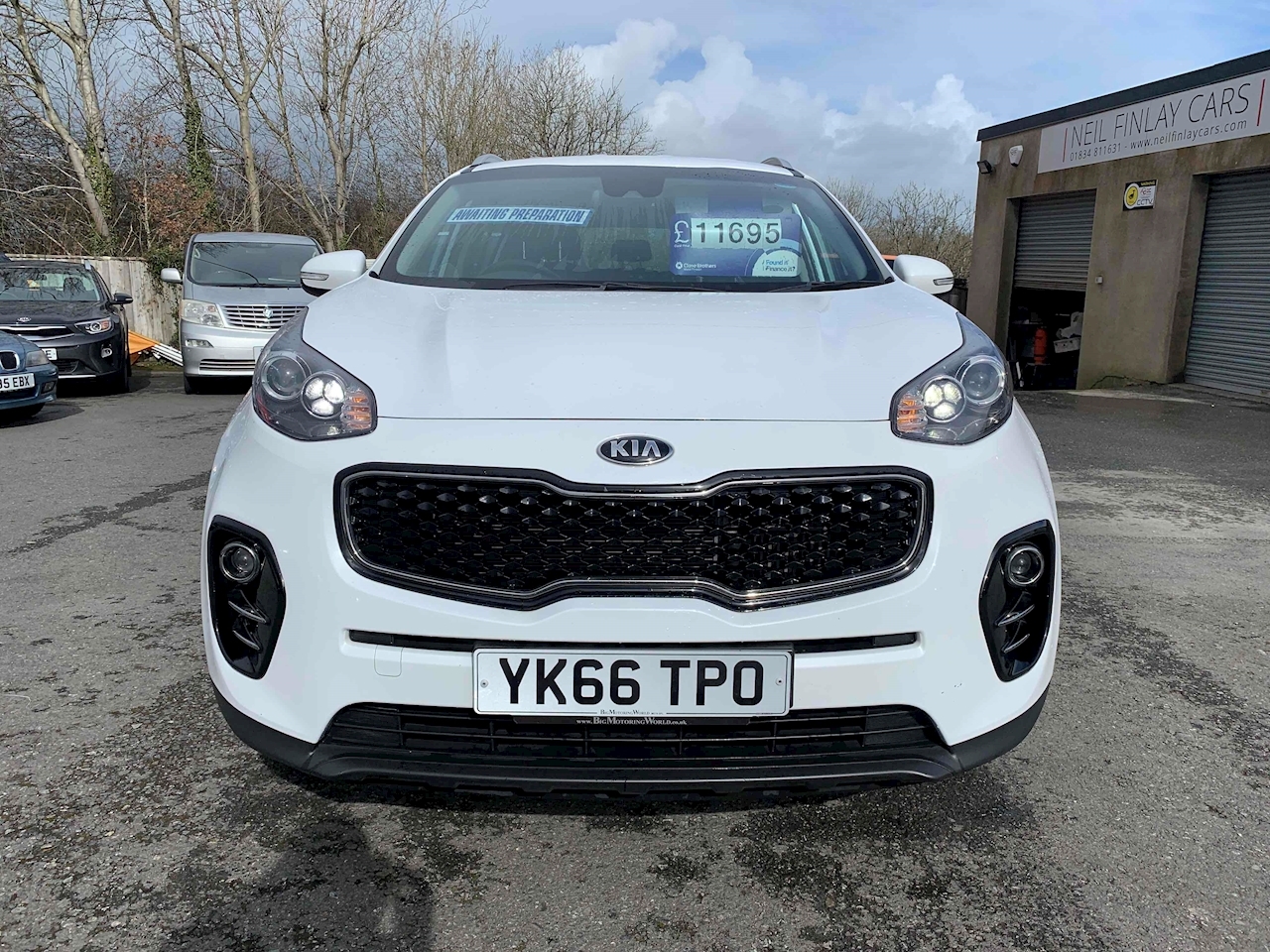 Kia 1.7 CRDi 2 SUV 5dr Diesel (s/s) (114 bhp) Vehicle Details Neil Finlay Cars