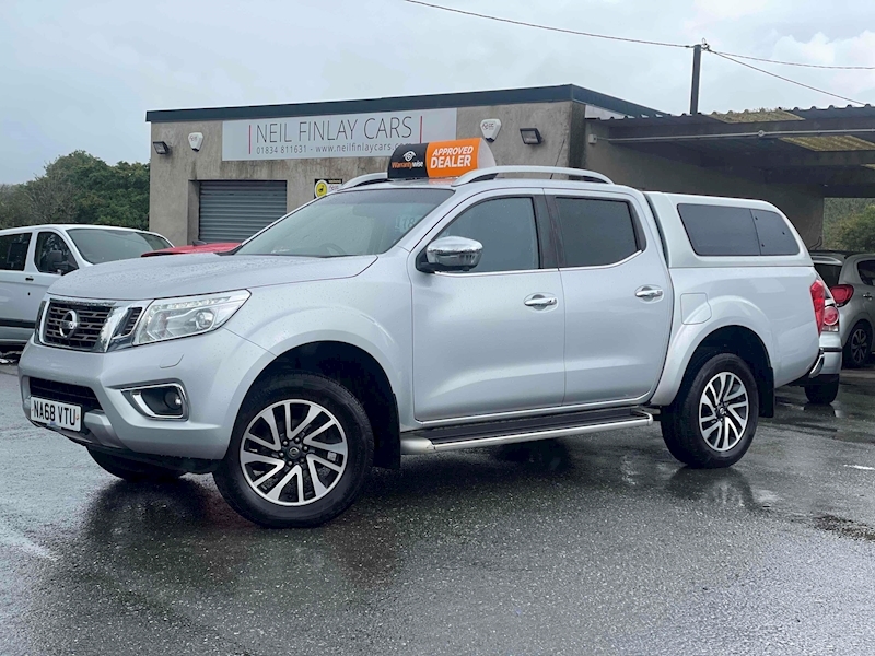 Nissan 2.3 dCi Tekna Double Cab Pickup 4dr Diesel Auto 4WD Euro 6 (Sunroof) (190 ps)