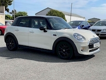 1.5 Cooper D Hatchback 5dr Diesel Manual Euro 6 (s/s) (116 ps)