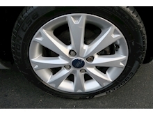 Ford Fiesta 1.25 Zetec Hatchback 5dr Petrol Manual (133 g/km, 81 bhp) - Thumb 11