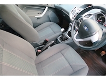 Ford Fiesta 1.25 Zetec Hatchback 5dr Petrol Manual (133 g/km, 81 bhp) - Thumb 8