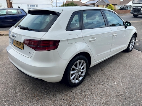 1.6 TDI SE Sportback 5dr Diesel Manual (99 g/km, 104 bhp)