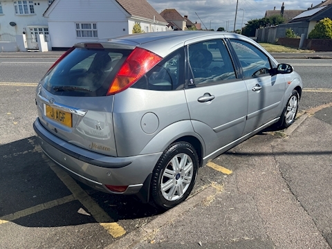 1.6i 16v Ghia Hatchback 5dr Petrol Automatic (188 g/km, 99 bhp)