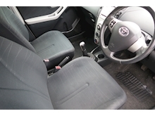 Toyota Yaris VVT-i TR - Thumb 9