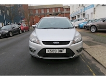 Ford Focus Zetec - Thumb 7