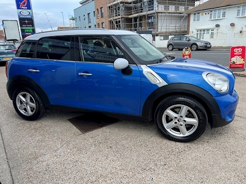 1.6 Cooper D SUV 5dr Diesel Manual Euro 5 (s/s) (112 ps)