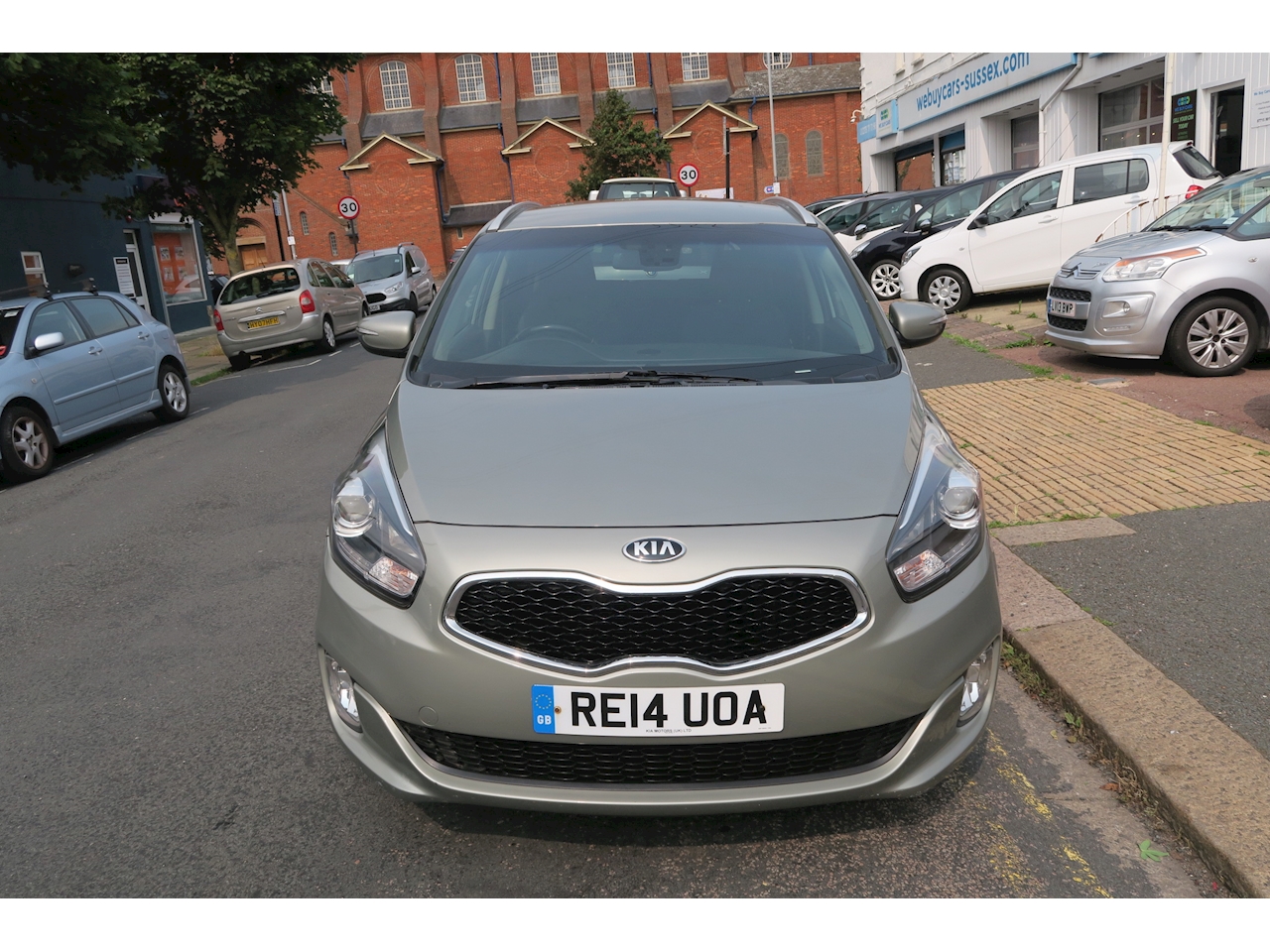 Used Kia Carens CRDi 2 | We Buy Cars Sussex - Hove