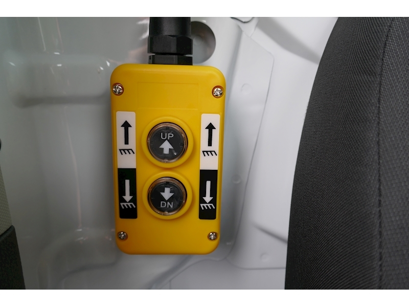 Ford 350 L3 Toolpod Tipper 165ps 2.0 Euro 6 DRW RWD 2.0 5dr Tipper Manual Diesel