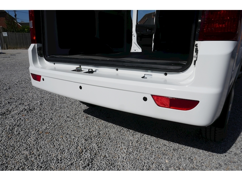 DFSK Electric van 39kWh 39 5dr small van Automatic Electric