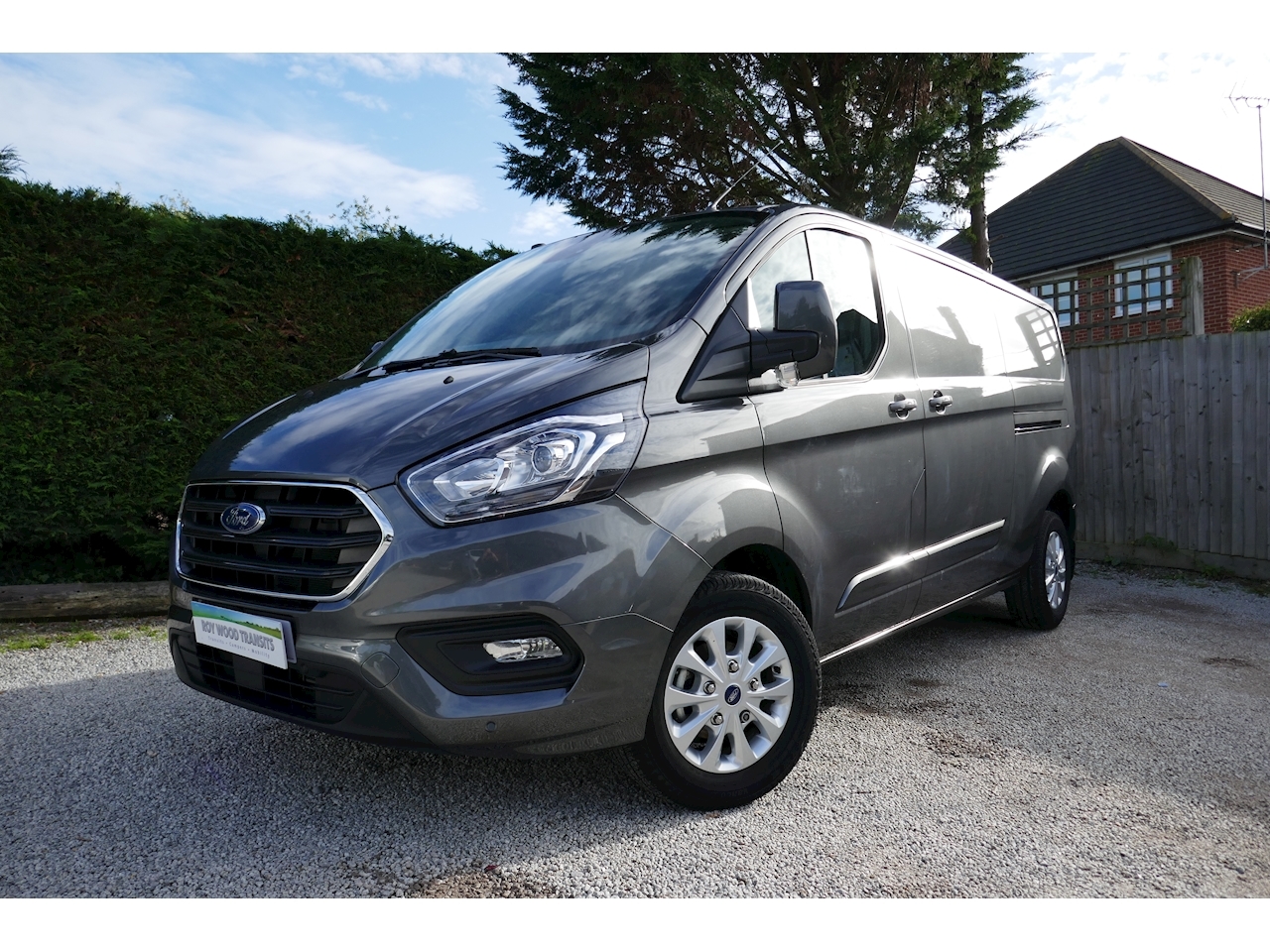 ford transit custom 230v socket