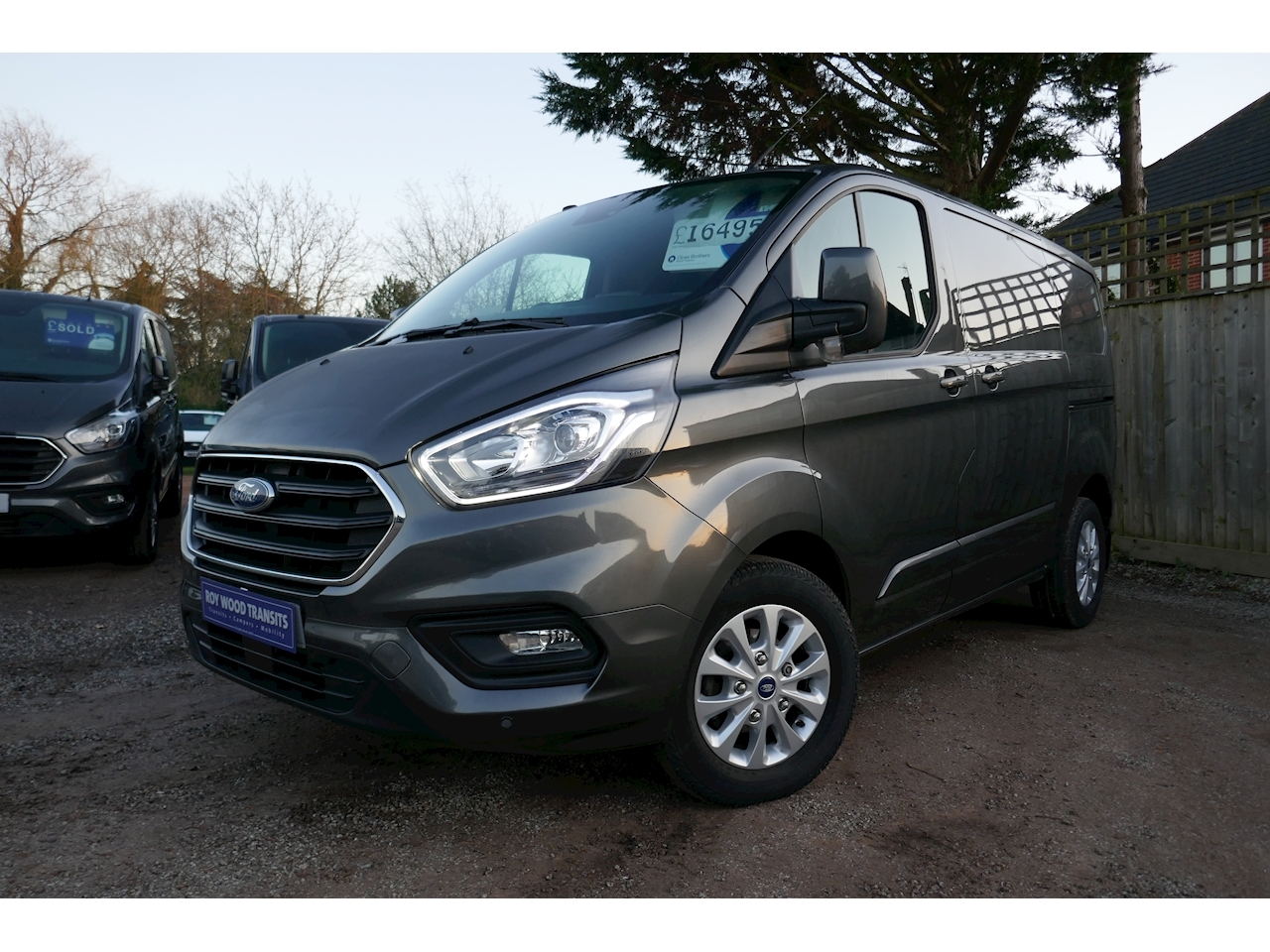 Used Ford Transit Custom 300 Limited L1 H1 2.0 130PS Euro 6 - Metallic ...