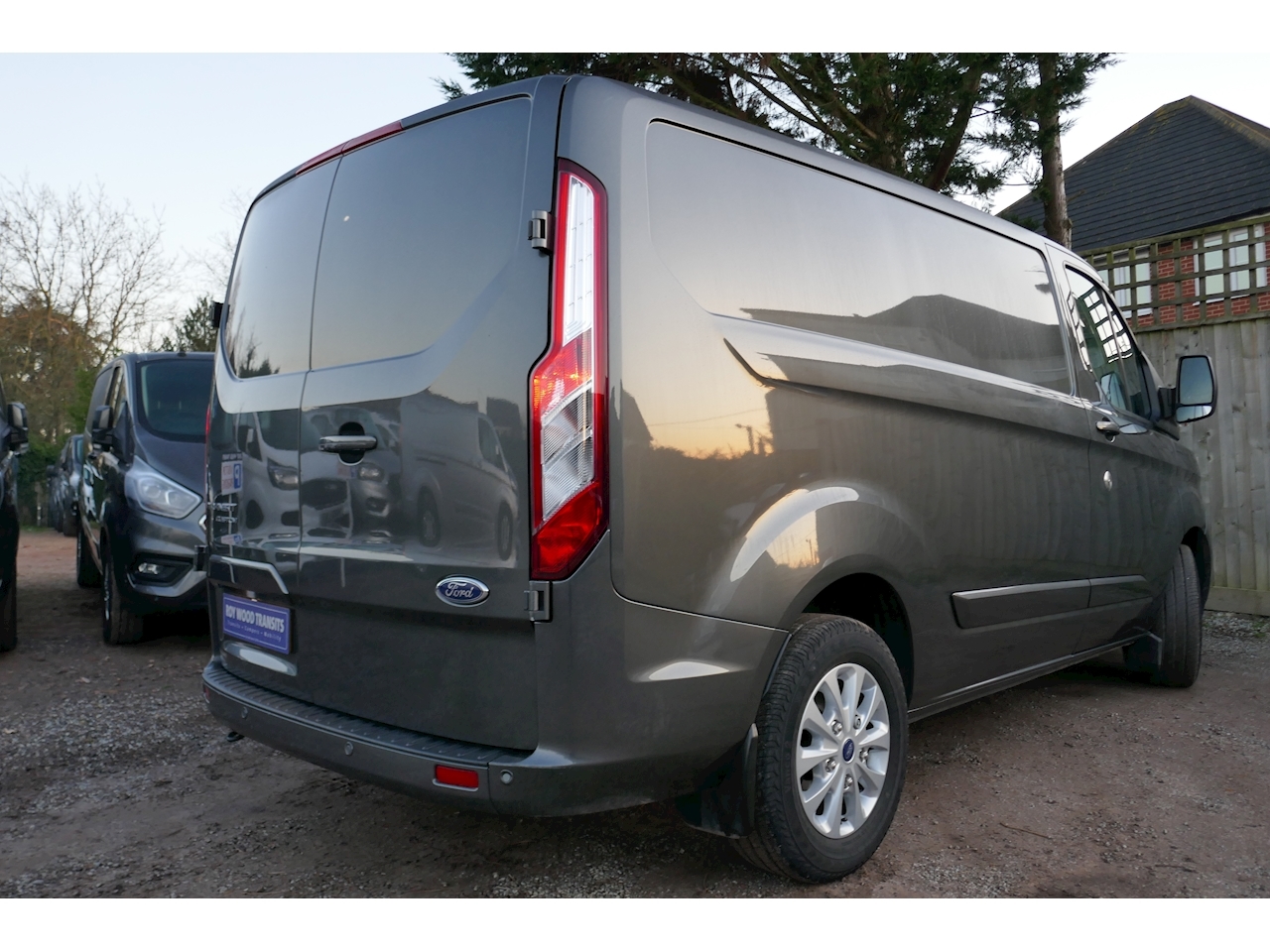 Used Ford Transit Custom 300 Limited L1 H1 2 0 130ps Euro 6 Metallic