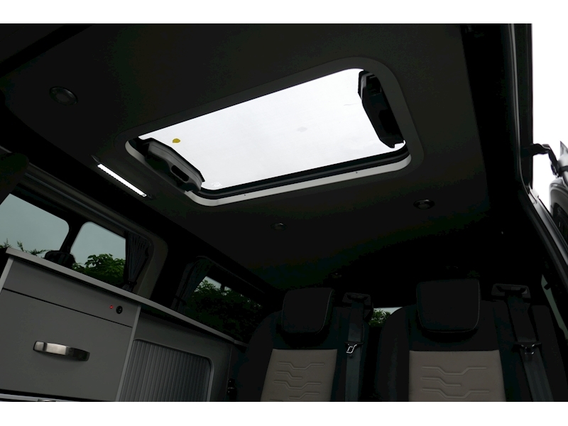 Ford Tourneo Custom Auto Camper Eco-Line Day Van 170ps Titanium series - 24