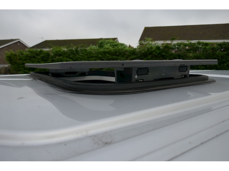 Ford Tourneo Custom Auto Camper Eco-Line Day Van 170ps Titanium series - 26