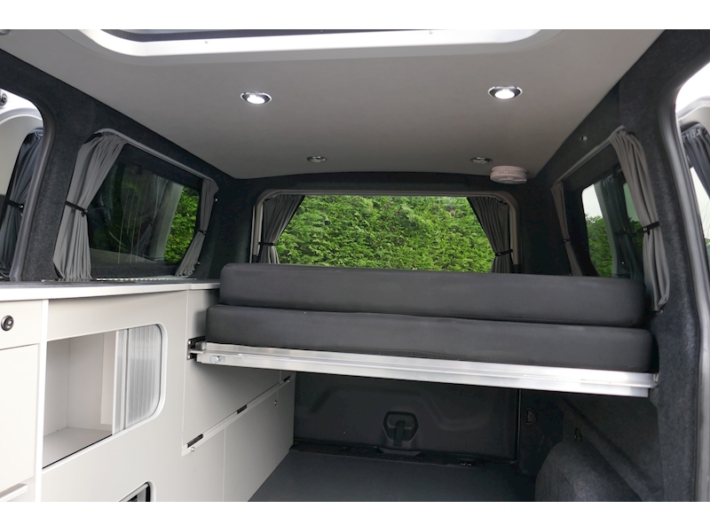 Ford Tourneo Custom Auto Camper Eco-Line Day Van 170ps Titanium series - 38