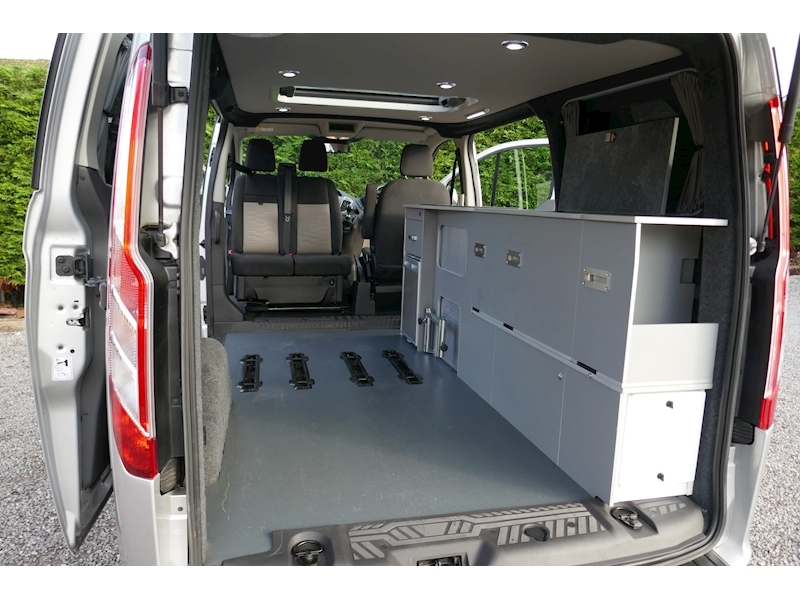 Ford Tourneo Custom Auto Camper Eco-Line Day Van 170ps Titanium series - 1