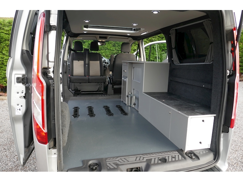 Ford Tourneo Custom Auto Camper Eco-Line Day Van 170ps Titanium series - 61