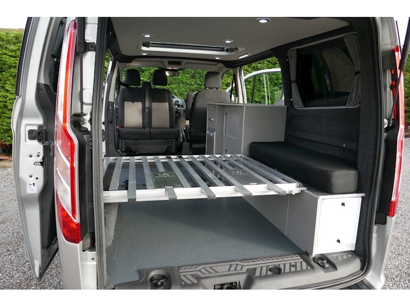 Ford Tourneo Custom Auto Camper Eco-Line Day Van 170ps Titanium series - 66