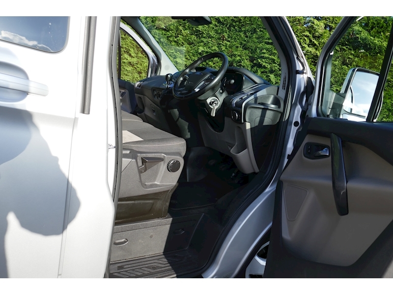 Ford Tourneo Custom Auto Camper Eco-Line Day Van 170ps Titanium series - 74