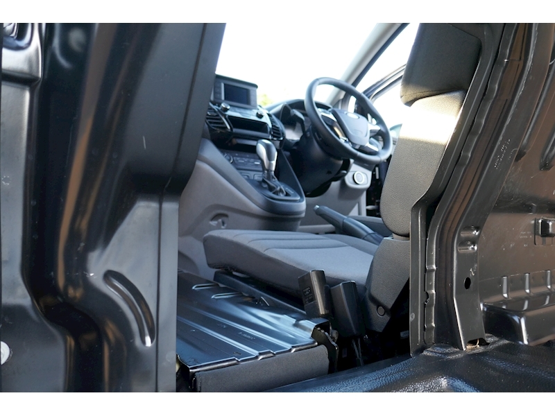 Ford Transit Connect image 1