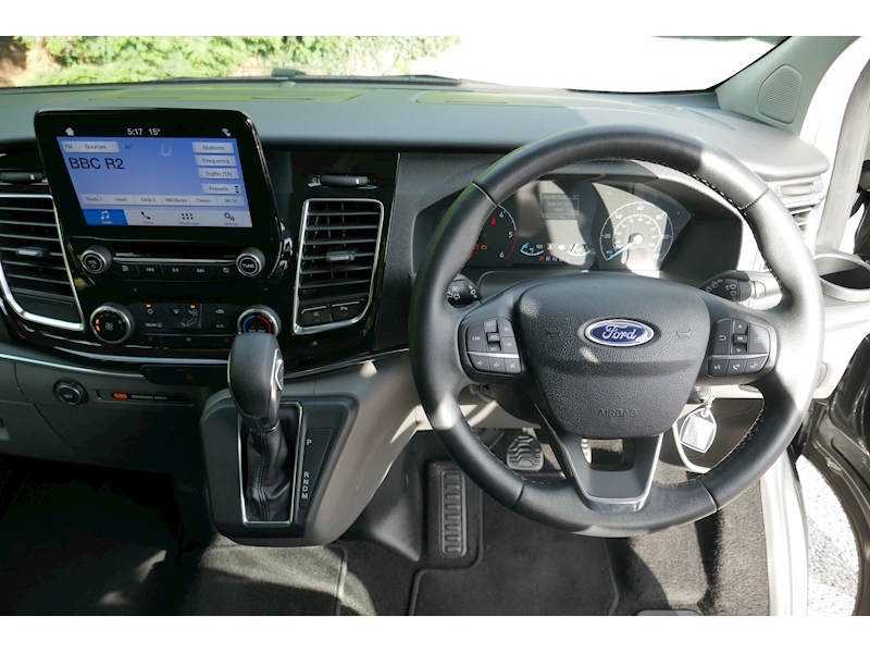 Ford Tourneo Custom image 1