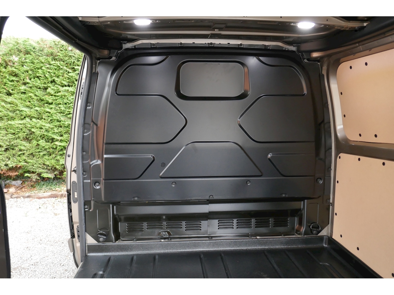transit custom bulkhead hatch