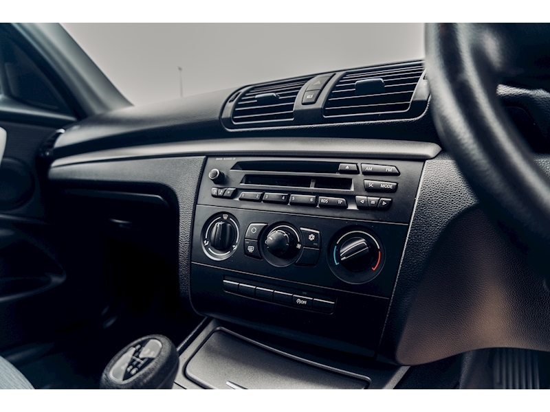 BMW 1 Series 118D Es Hatchback 2.0 Manual Diesel