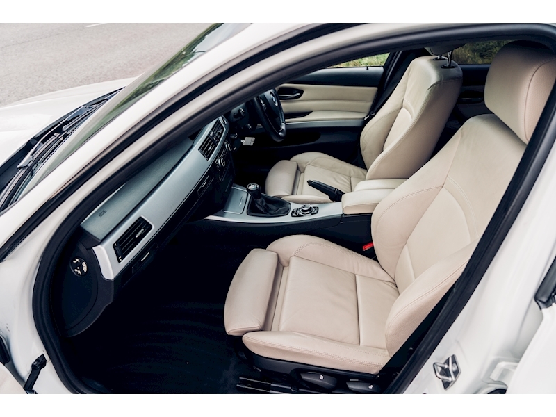 BMW 3 Series 320D M Sport Business Edition Touring Estate 2.0 Manual Diesel