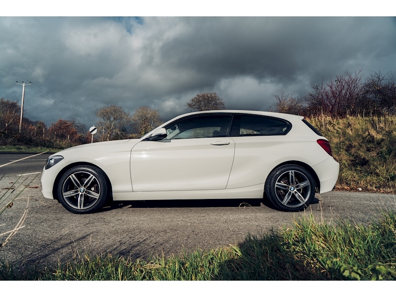 BMW 1 Series 116I Sport Hatchback 1.6 Manual Petrol