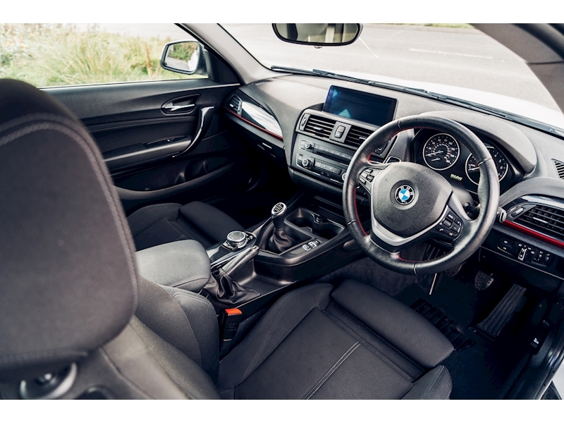 BMW 1 Series 116I Sport Hatchback 1.6 Manual Petrol