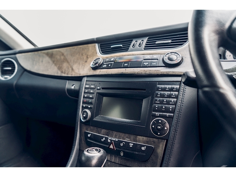 Mercedes Cls Cls320 Cdi Coupe 3.0 Automatic Diesel