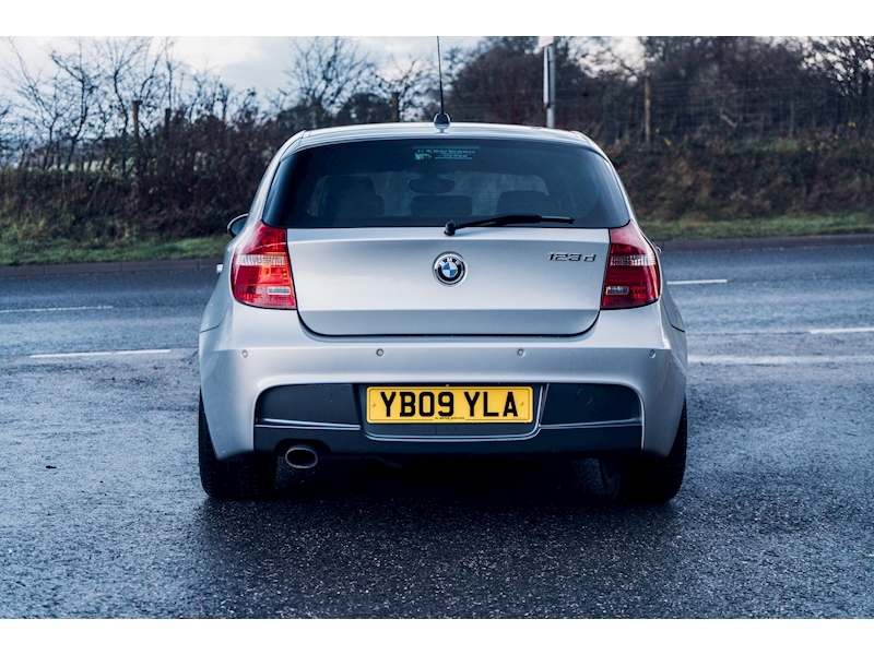 BMW 1 Series 123D M Sport Hatchback 2.0 Manual Diesel