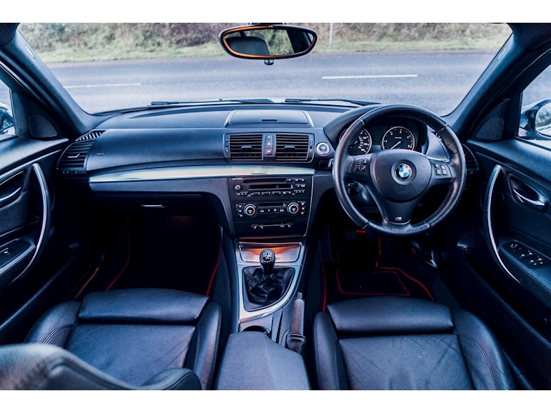 BMW 1 Series 123D M Sport Hatchback 2.0 Manual Diesel