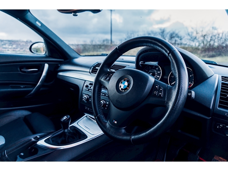 BMW 1 Series 123D M Sport Hatchback 2.0 Manual Diesel